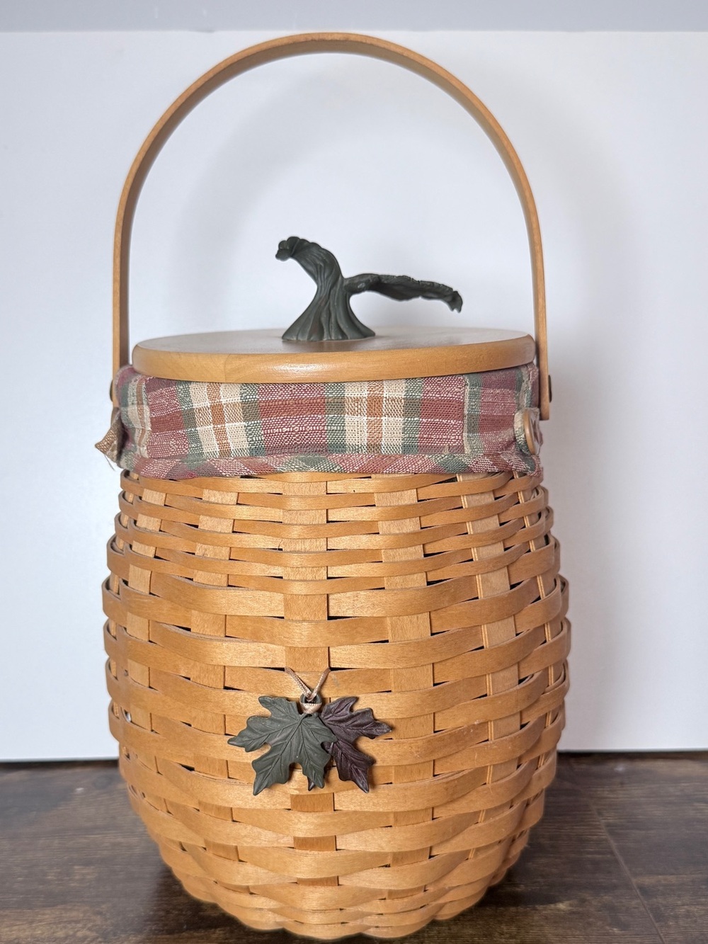 Longaberger Natural Brown Basket with Plaid Liner and Leaf Accent